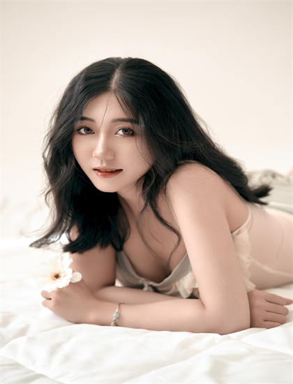 网络主播三亚海滩骚扰游客_三年成全免费观看大全在线观看_刀小刀阳台三十分钟视频在线观看